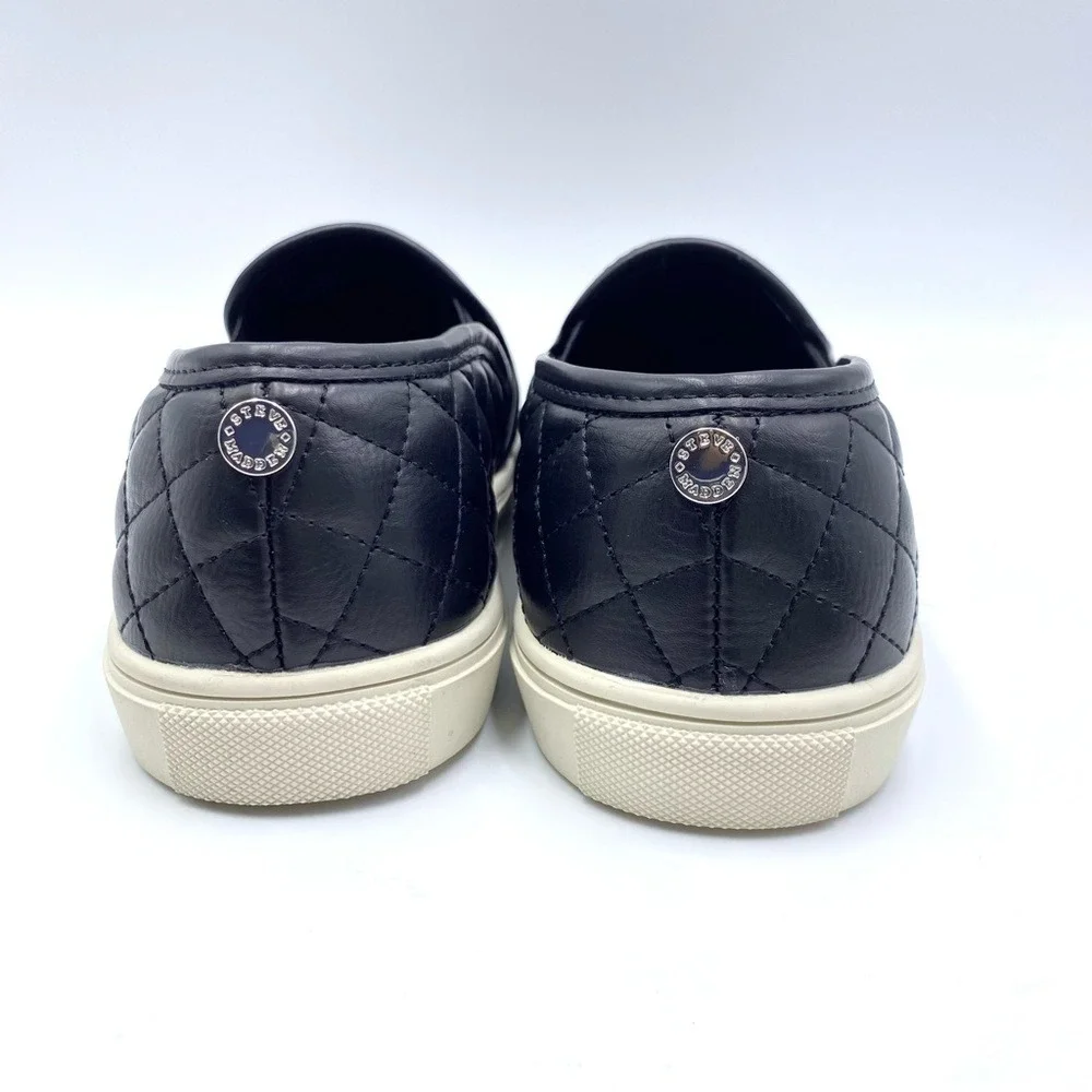 7.5W 7.5 WIDE Steve Madden Black Faux Vegan Quilted Leather Sneakers Shoes